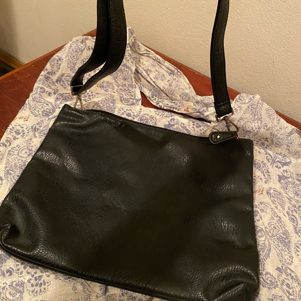 Free People Flat Rectangular Adjustable Purse, Mi… - image 4